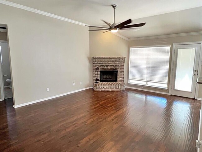 Foto del edificio - 5304 Whiting Way