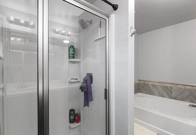 Foto del edificio - 15509 Boulder Dr