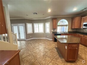 Building Photo - 1033 Puerta Del Sol Dr