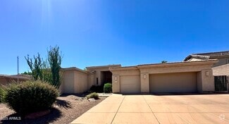Building Photo - 2627 E Acoma Dr