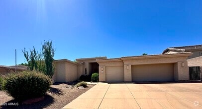 Building Photo - 2627 E Acoma Dr