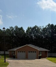 Building Photo - 231 McAdams Dr