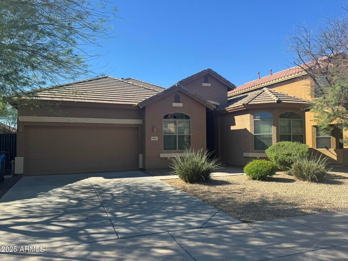 Foto principal - 2407 W Crimson Terrace