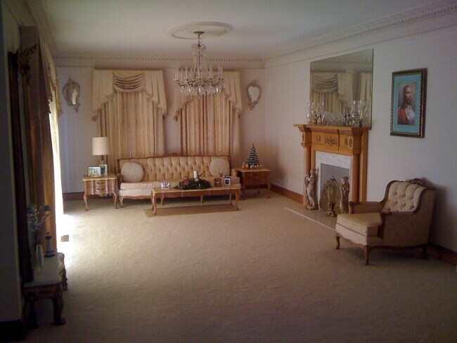 Foto del edificio - 1220 Park Pl N
