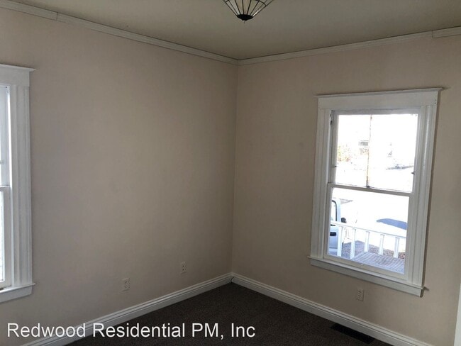 Building Photo - 2 br, 1 bath House - 630 Charles Street
