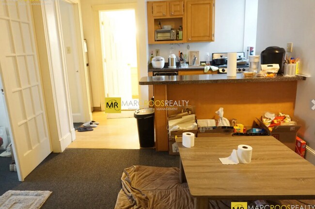 Foto del edificio - 853 Beacon St