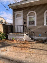 Building Photo - 828 N Dorgenois St