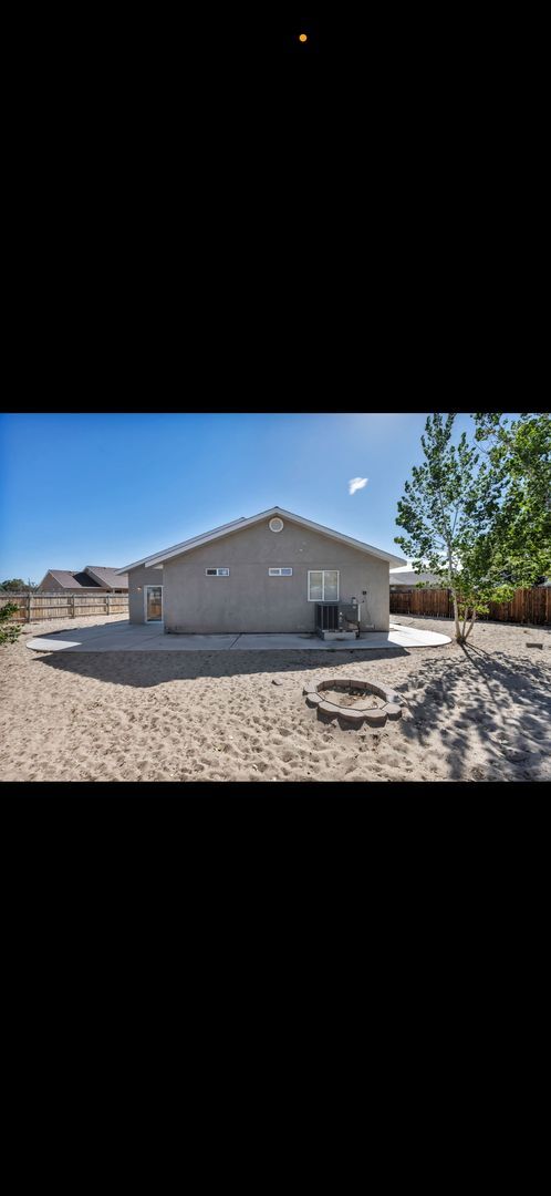 Building Photo - Beautiful home for rent in Fallon