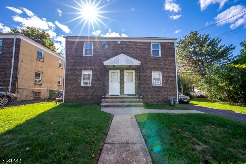 Foto principal - 423 Spruce St