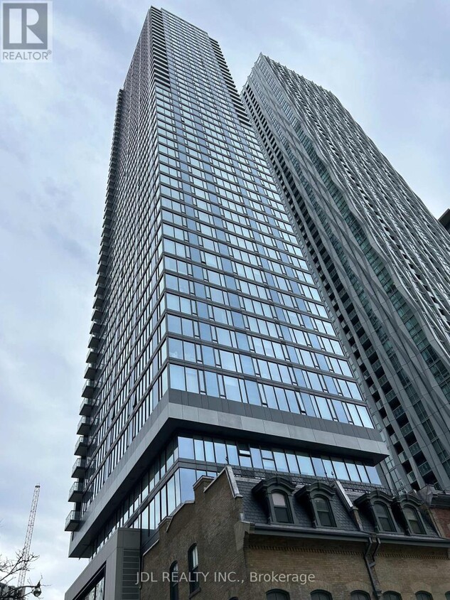Primary Photo - 8 Cumberland St