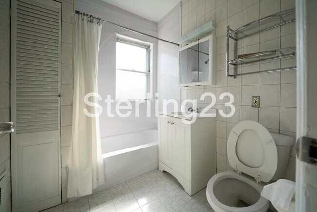 Building Photo - 2381 36th St
