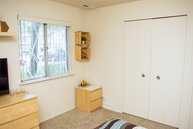 1-Bedroom (1-bed) - Tuscan Manor Apartments