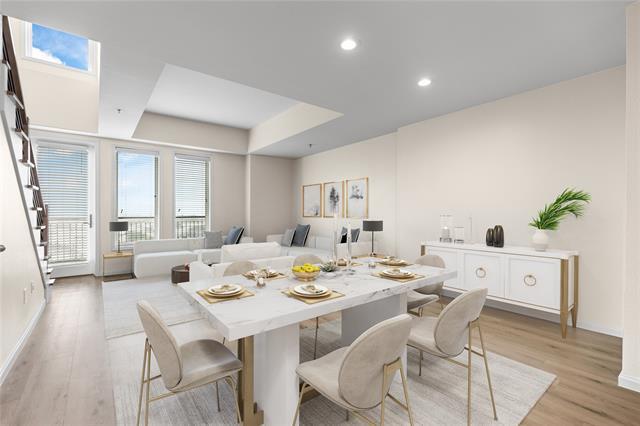 Foto del edificio - 4611 Travis St