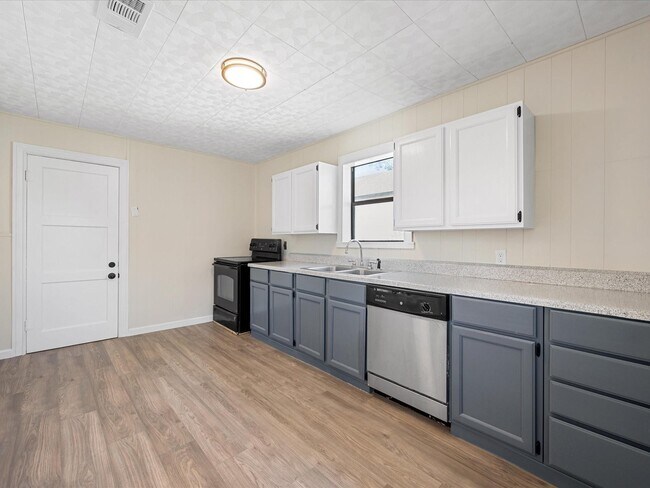 Foto del edificio - 208 N 7th St