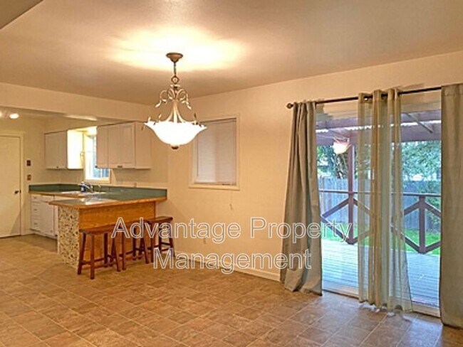 Foto del edificio - 1235 NW 27th St