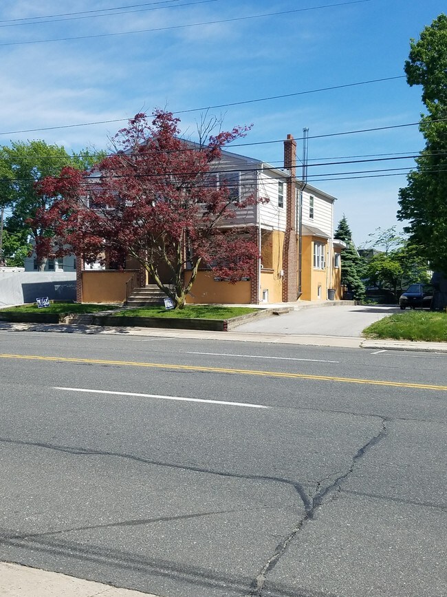 Foto del edificio - 207 N Chester Pike
