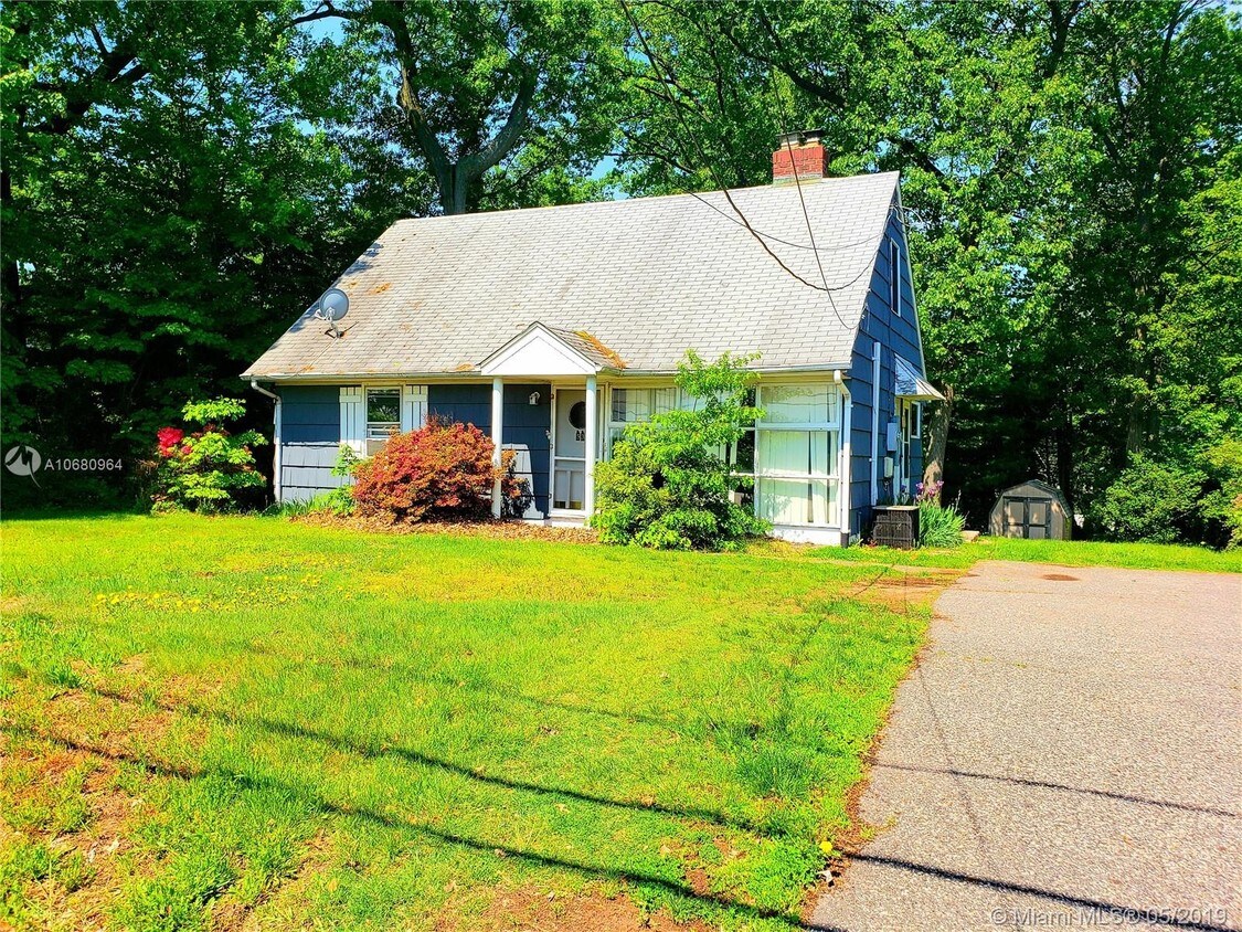 53 FOREST, Paramus, NJ 07652 House for Rent in Paramus, NJ