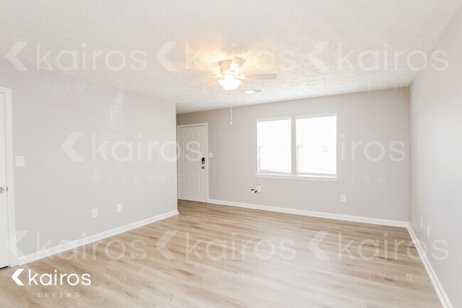 Foto del edificio - 155 Fawn Dr