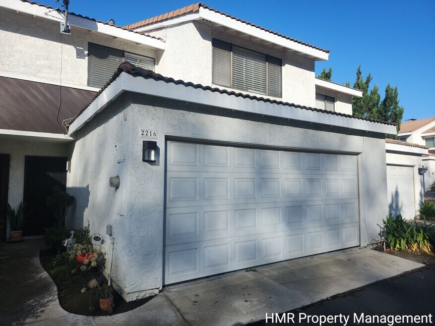 Spacious & Convenient 3-Bedroom Townhouse