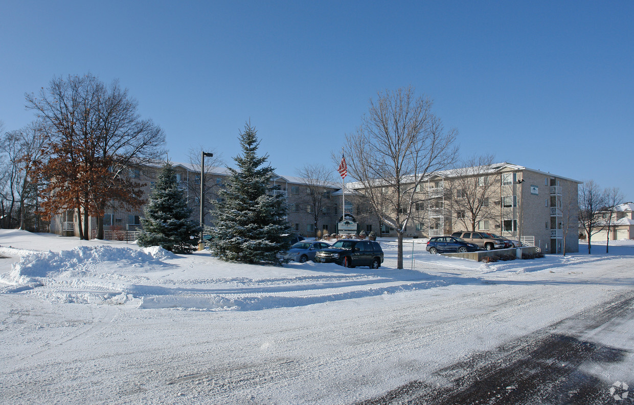 Primary Photo - River Oaks of Anoka