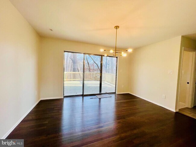 Foto del edificio - 13515 Reid Cir