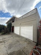 Building Photo - 4115-4117 Walnut St