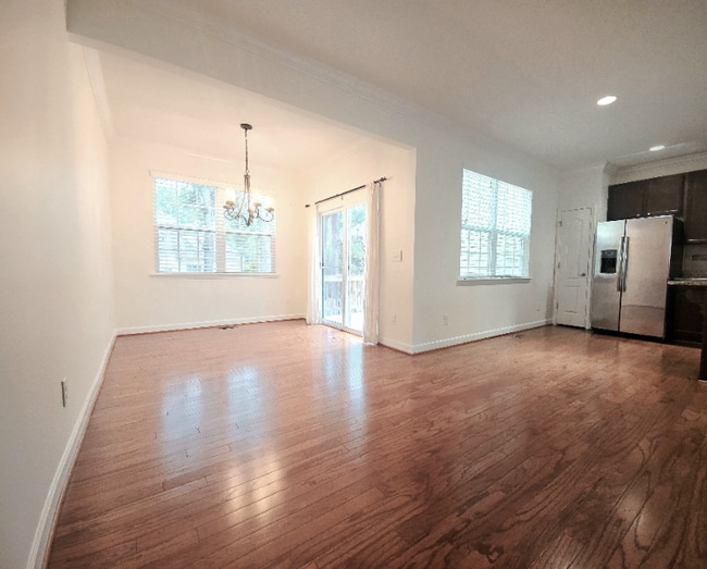 Building Photo - 1207 Heritage Links Dr