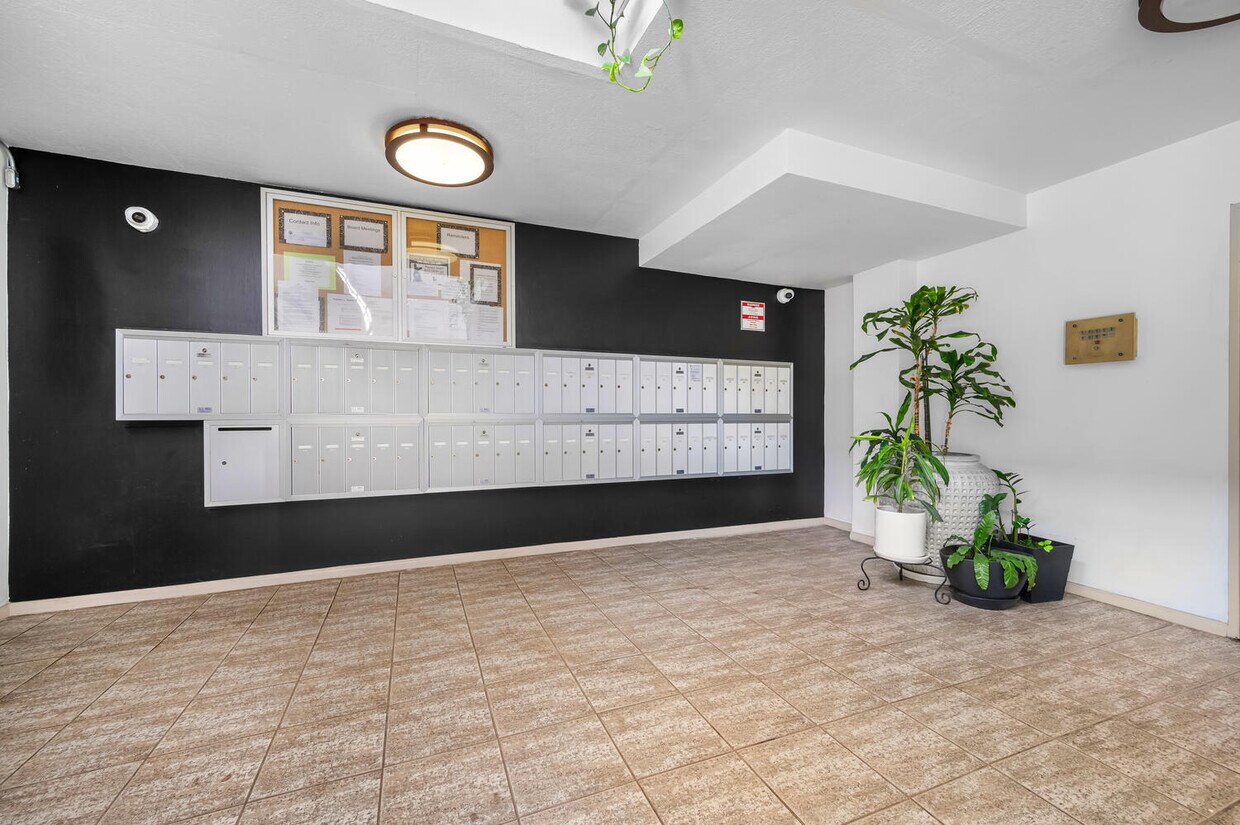 Foto principal - 645 Chestnut Ave