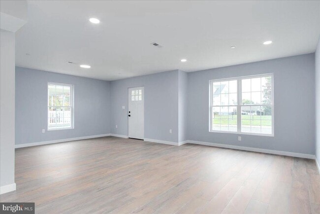 Building Photo - 17410 Gay St
