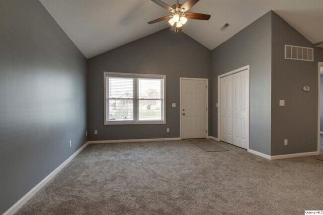 Foto del edificio - Brand New two bedroom two bath home with attached garage.