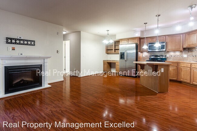 Building Photo - 2 br, 2 bath House - 13511 97th Ave E, #204