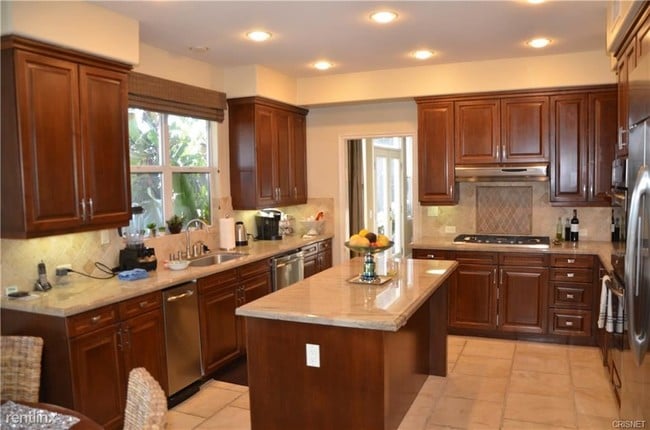 Building Photo - 5 br, 5 bath House - 7325 Rutherford Hill Dr