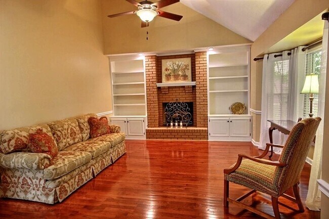 Foto del edificio - 376 Chickadee Cove
