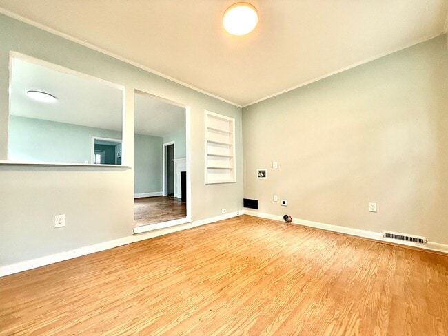 Building Photo - 3 Bedroom 1 Bathroom Home in Durham