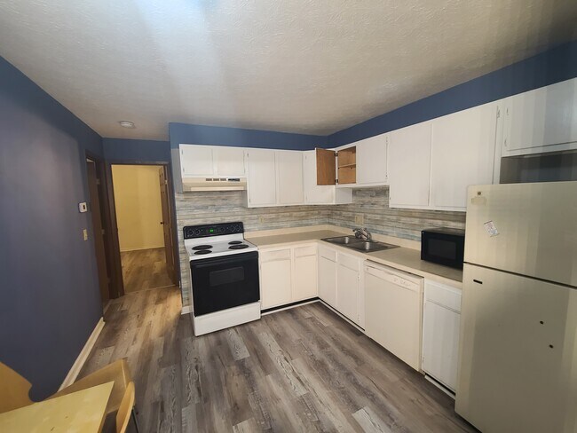 Foto del edificio - 522 Riddle Rd