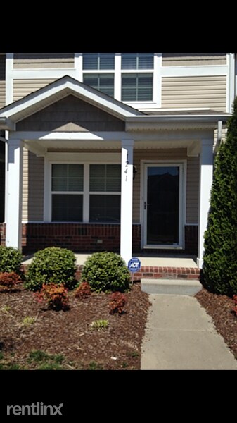 Primary Photo - 1241 Riverbrook Dr
