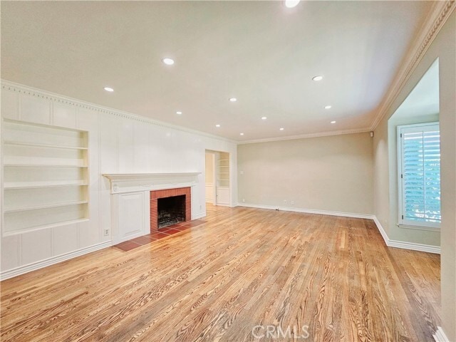 Building Photo - 743 Kerns Ave