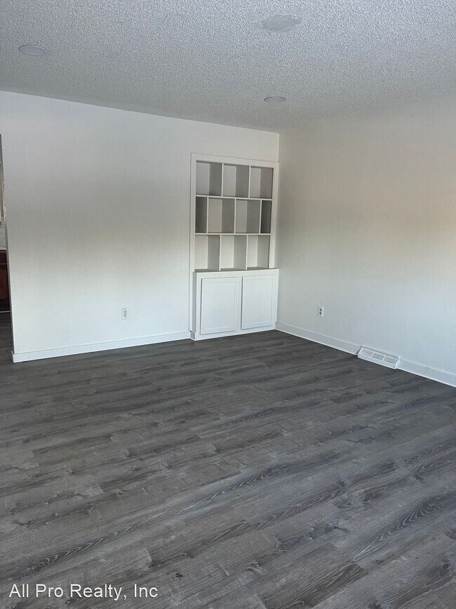 Foto del edificio - 2 br, 1 bath House - 4614 Simms St