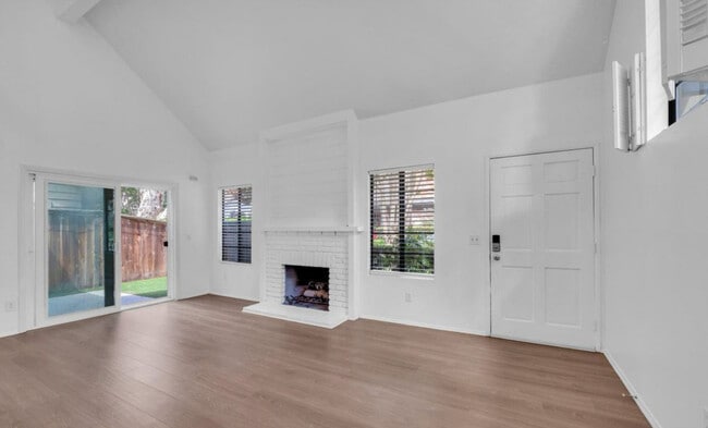 Living Room - 2438 Brittany Woods Ln