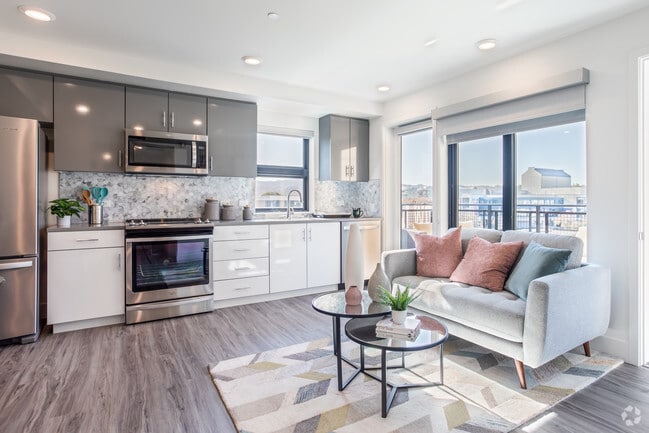 1BR,1BA-Plan E - 1716 Lofts