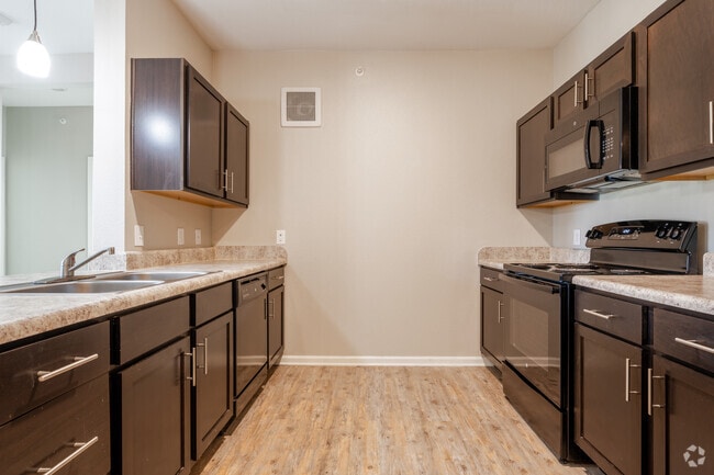 3BR, 2BA - 1.186SF - Goodnight Commons