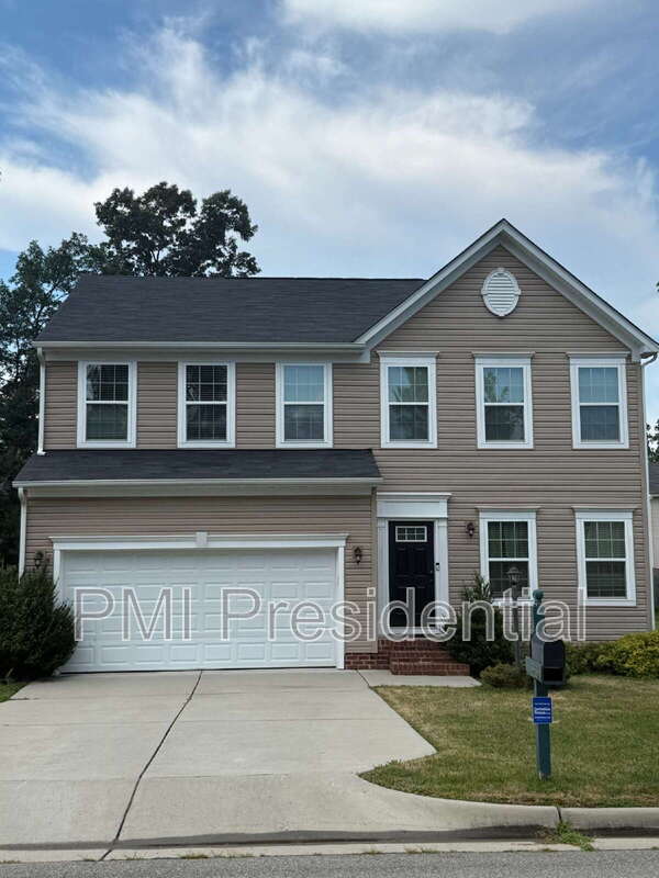 Foto principal - 6313 Regal Grove Ln