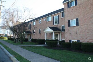 Building Photo - 108 S Franklin St