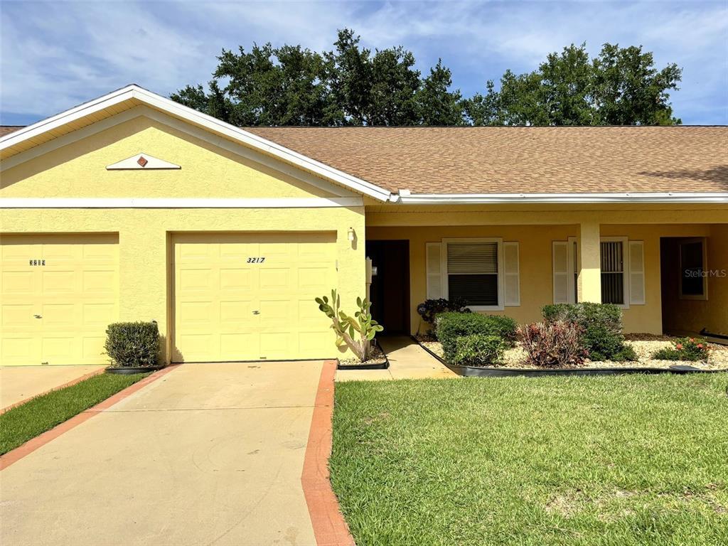 Foto principal - 3217 Queen Palms Ct