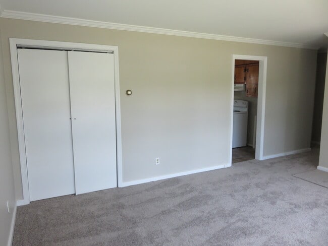 Building Photo - 4824 Belle Glade Dr