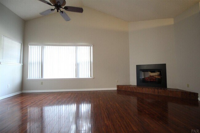 Building Photo - 2855 Hidden Springs Cir