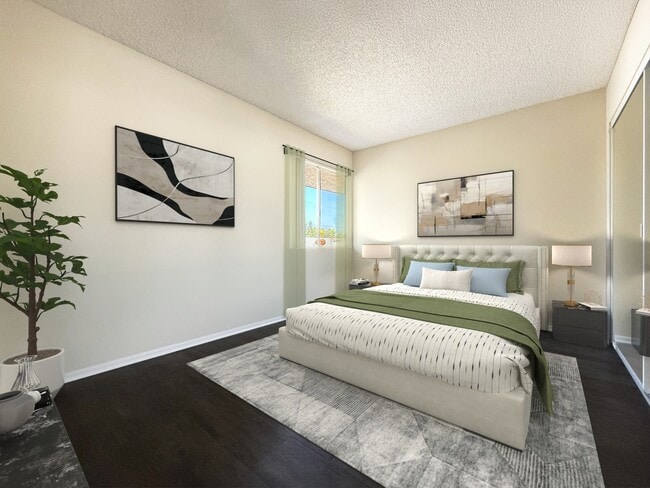 Building Photo - Villa Tarzana Apartments
