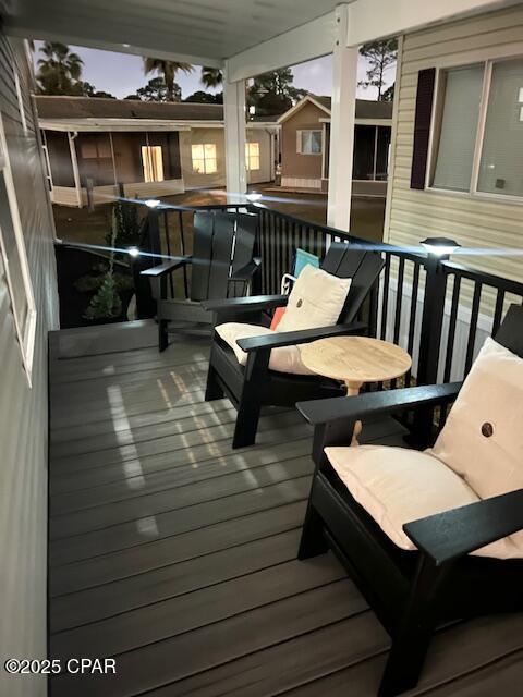 Foto del edificio - 1219 Thomas Dr