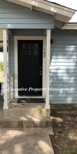 Building Photo - 107-109 Gibson St
