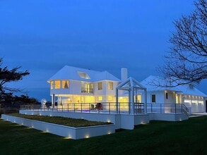 Building Photo - 64 West End Rd